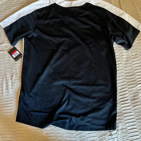 Nike baseball shirt with tags, black and white - Picture 2 of 4